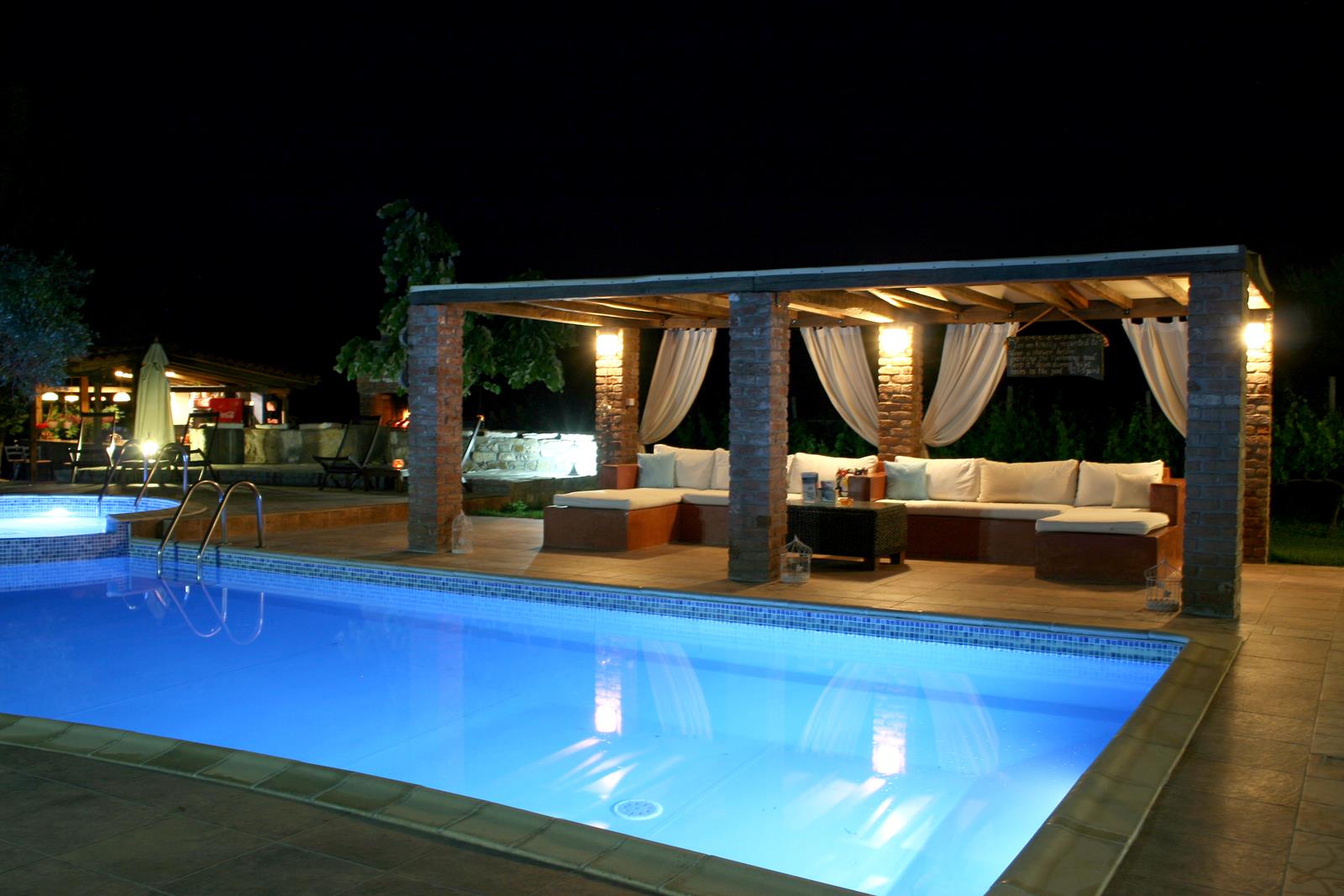 Entertainment Ta Petrina Boutique Villas Vourvourou Sithonia